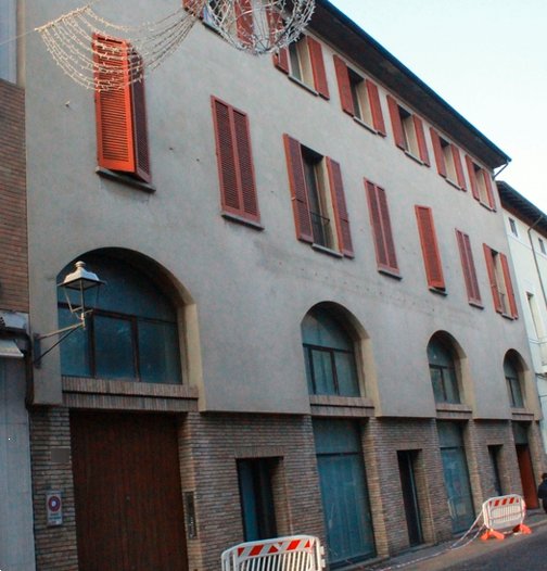 locale di sgombero in vendita a Forlì in zona Centro Storico