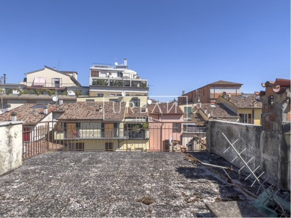 casa indipendente in vendita a Forlì in zona Centro Storico