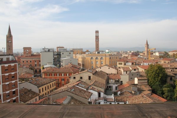 pentavano in vendita a Forlì in zona Centro Storico