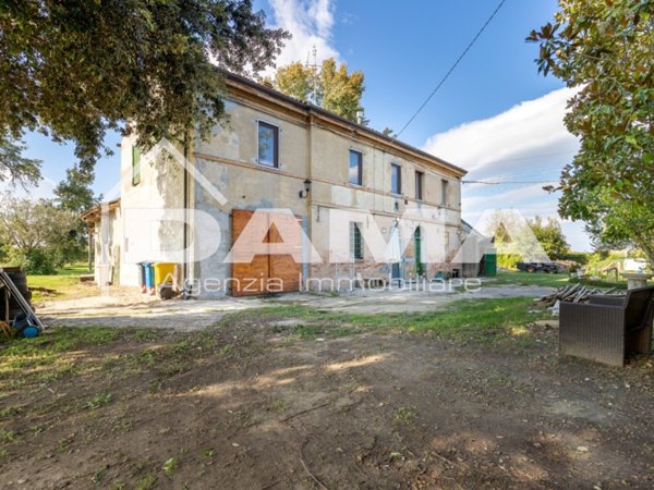 casa indipendente in vendita a Forlì in zona San Tomé