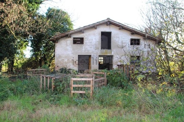 casa indipendente in vendita a Forlì in zona Villafranca di Forlì