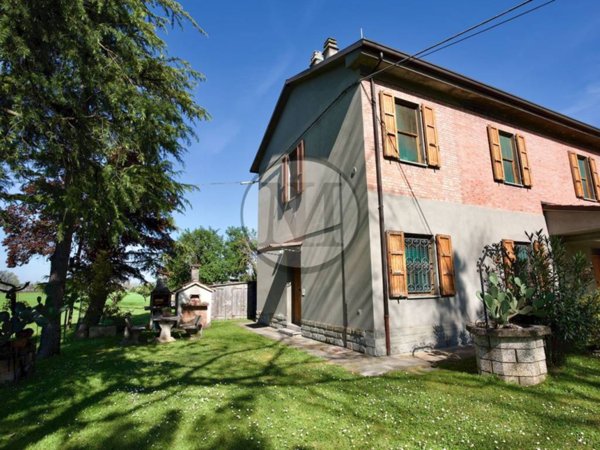 appartamento in vendita a Forlì in zona Carpena