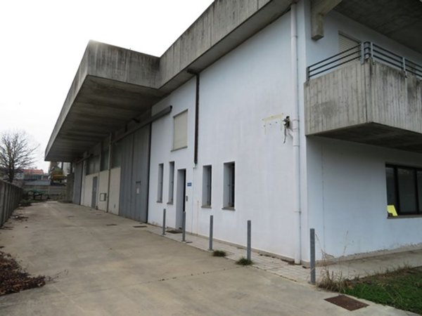 capannone in vendita a Forlì in zona Vecchiazzano