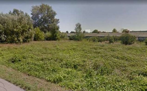 terreno edificabile in vendita a Forlì in zona Industriale Selva
