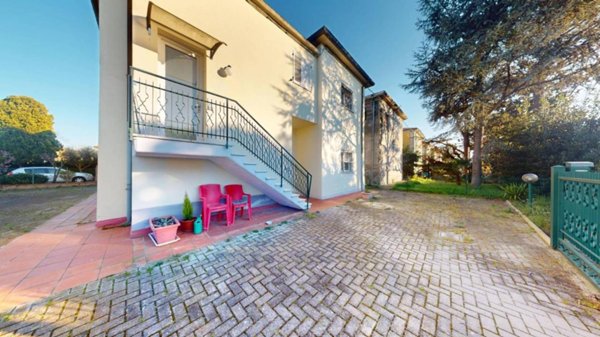 casa indipendente in vendita a Forlì in zona Villanova