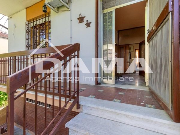 casa indipendente in vendita a Forlì in zona Centro Storico