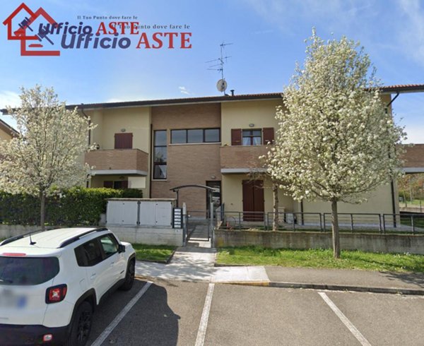 appartamento in vendita a Forlì in zona Quattro