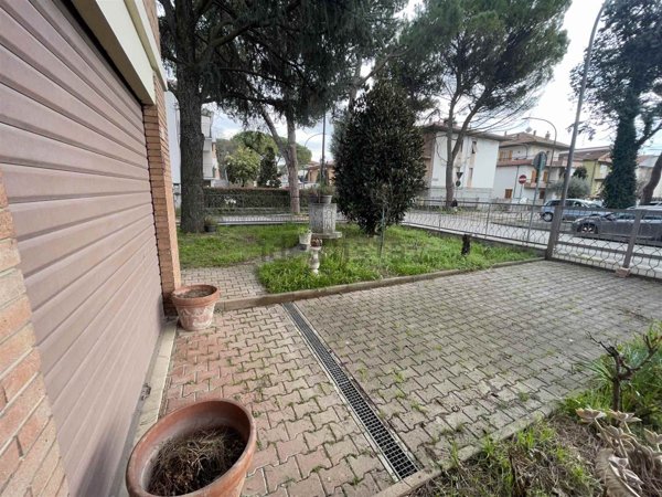 casa indipendente in vendita a Forlì in zona Cà Ossi