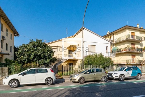 appartamento in vendita a Forlì in zona Campo di Marte / Benefattori