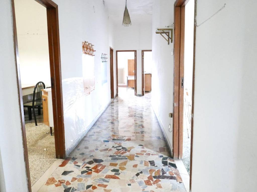 appartamento in vendita a Forlì in zona Coriano