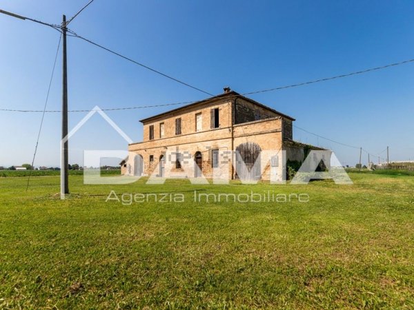 casa indipendente in vendita a Forlì in zona Pievequinta