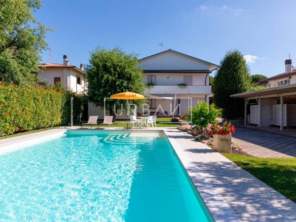 casa indipendente in vendita a Forlì in zona Villafranca di Forlì