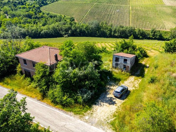 casa indipendente in vendita a Forlì in zona Villagrappa
