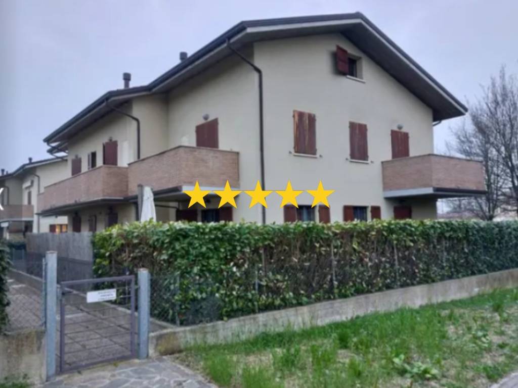 appartamento in vendita a Forlì in zona Cava
