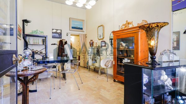 locale commerciale in vendita a Forlì in zona Centro Storico