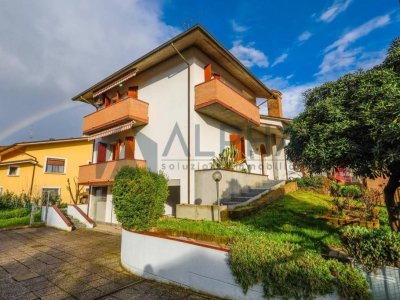 casa indipendente in vendita a Forlì in zona San Lorenzo in Noceto