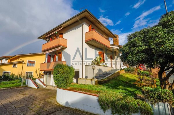 casa indipendente in vendita a Forlì in zona San Lorenzo in Noceto