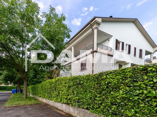 appartamento in vendita a Forlì in zona Cava
