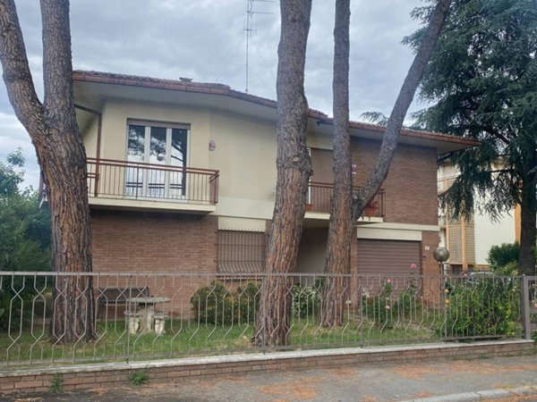 casa indipendente in vendita a Forlì in zona Cà Ossi