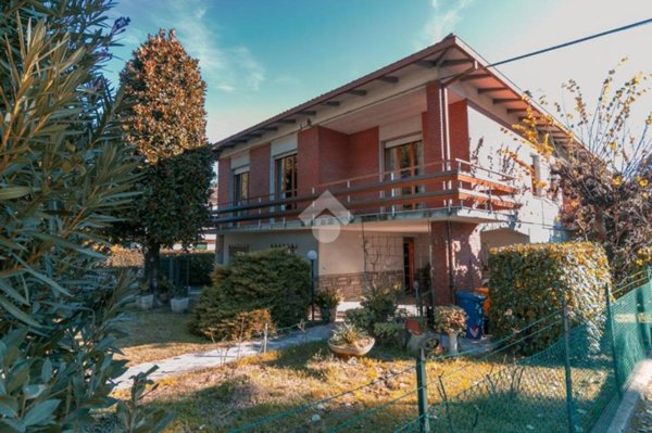 casa indipendente in vendita a Forlì in zona Ospedaletto
