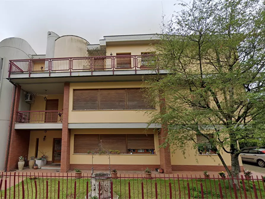appartamento in vendita a Forlì in zona Quattro