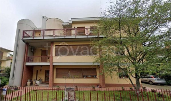 appartamento in vendita a Forlì in zona Quattro