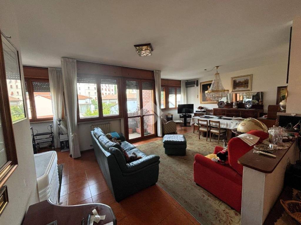 appartamento in vendita a Forlì in zona Centro Storico