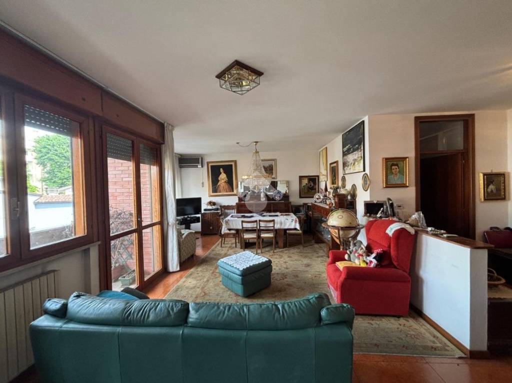 appartamento in vendita a Forlì in zona Centro Storico