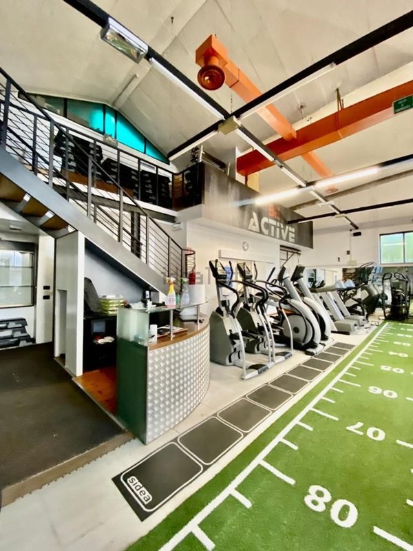 ufficio in vendita a Forlì