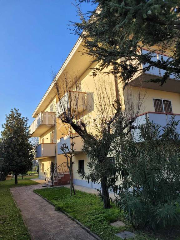 appartamento in vendita a Forlì in zona Pievequinta