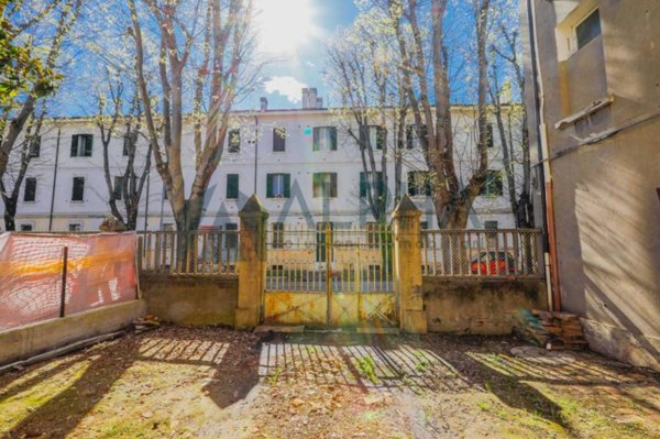appartamento in vendita a Forlì in zona Centro Storico