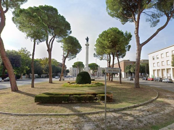 negozio in vendita a Forlì
