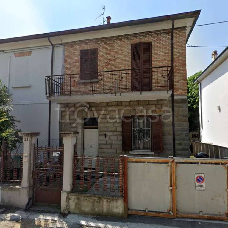 casa indipendente in vendita a Forlì