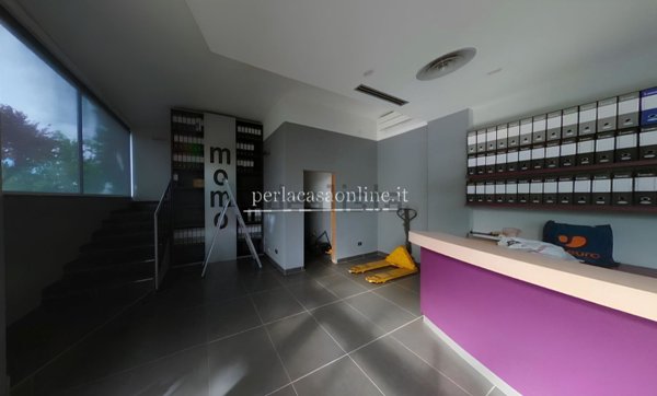 ufficio in vendita a Forlì in zona Villanova
