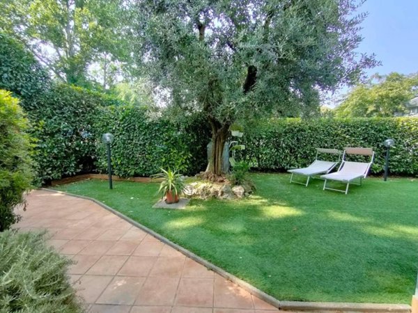 casa indipendente in vendita a Forlì in zona Cà Ossi