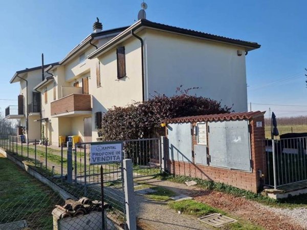 appartamento in vendita a Forlì in zona Durazzanino