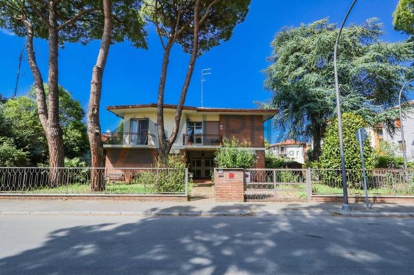 casa indipendente in vendita a Forlì