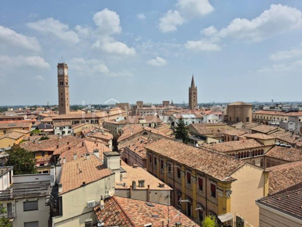 appartamento in vendita a Forlì in zona Centro Storico