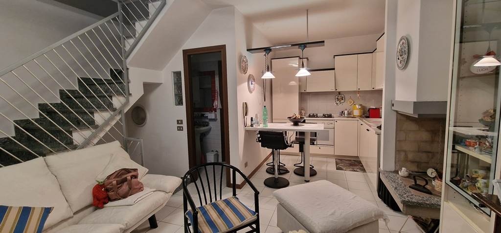 casa indipendente in vendita a Forlì in zona Carpinello