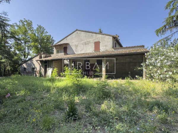 casa indipendente in vendita a Forlì in zona Vecchiazzano