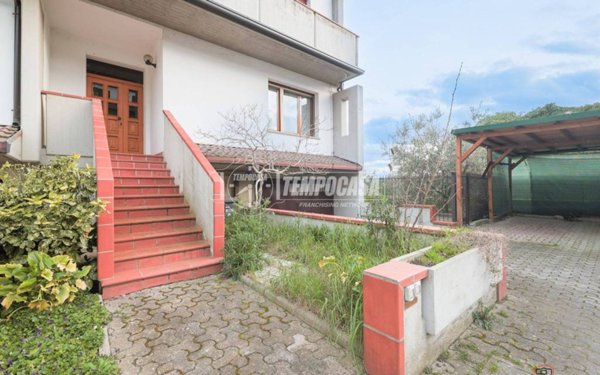 casa indipendente in vendita a Forlì in zona San Martino in Strada