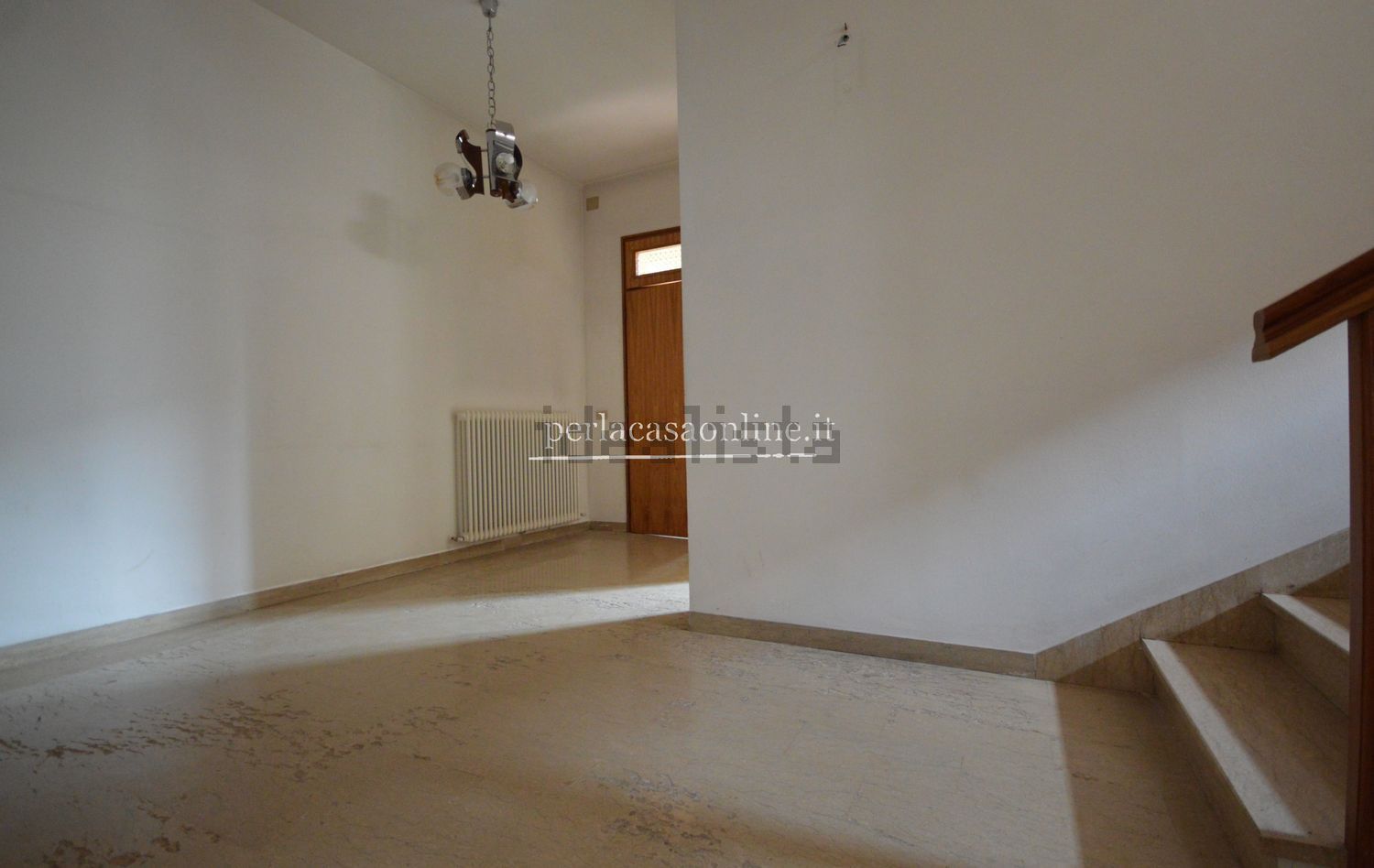casa indipendente in vendita a Forlì in zona Quattro