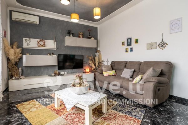casa indipendente in vendita a Forlì in zona Campo di Marte / Benefattori
