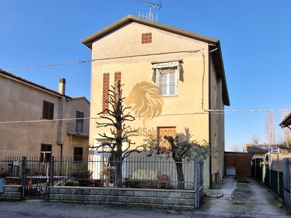appartamento in vendita a Forlì in zona Coriano