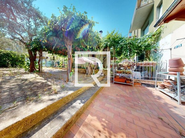 casa indipendente in vendita a Forlì