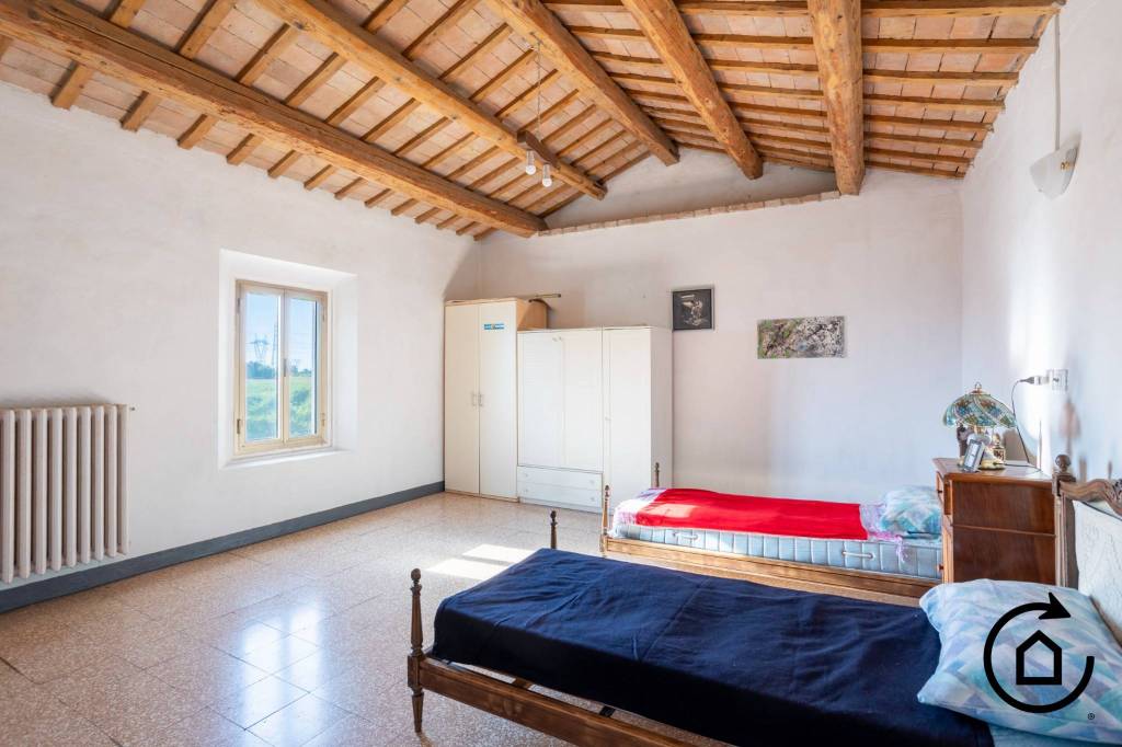 casa indipendente in vendita a Forlì in zona Carpinello