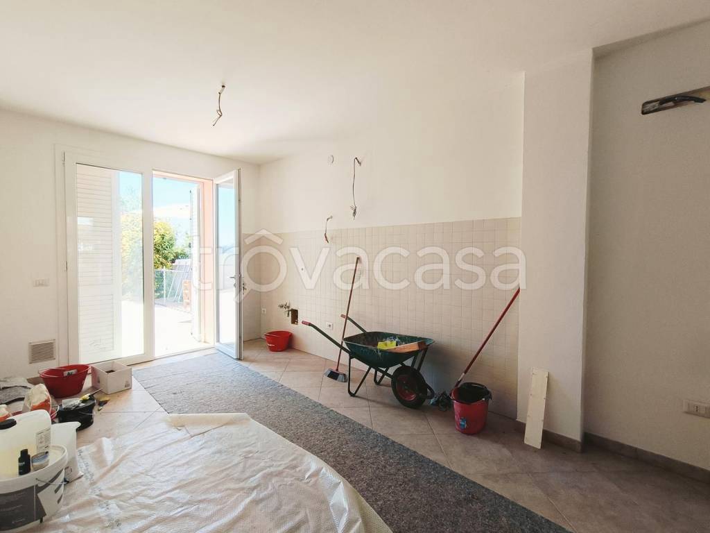 casa indipendente in vendita a Forlì in zona Carpinello