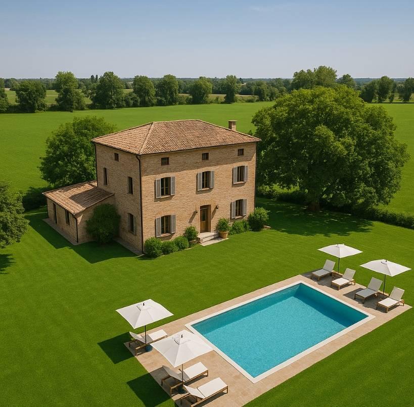 casa indipendente in vendita a Forlì