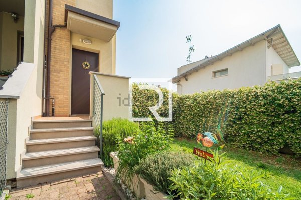 casa indipendente in vendita a Forlì in zona San Martino in Strada