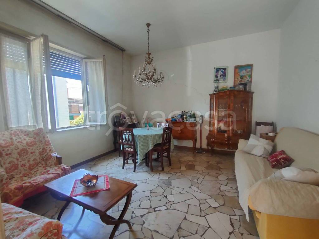 casa indipendente in vendita a Forlì in zona Musicisti / Grandi Italiani
